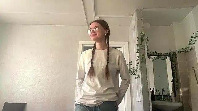 Snapshot of DedraOdneal chatting on March 2026 02:58:01 PM DedraOdneal online show from March 2026 02:58:01 PM