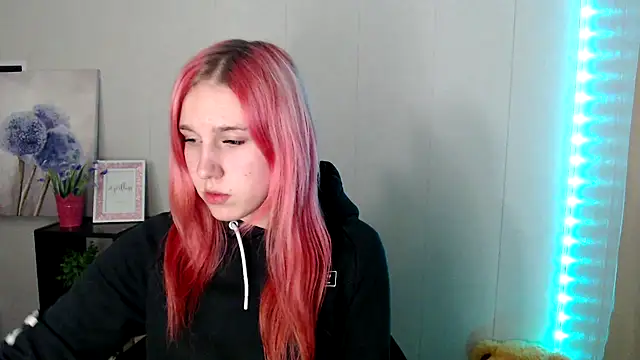 Scarlett lil online show from April 2026 09:27:01 AM