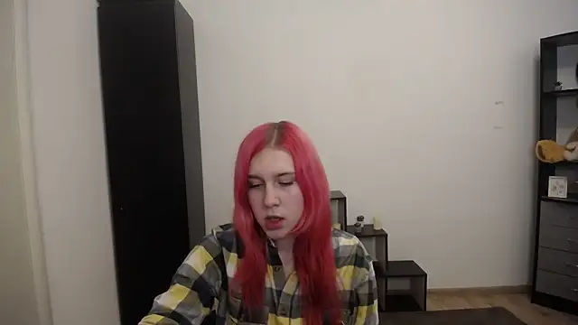 Scarlett lil online show from March 2026 08:14:01 AM