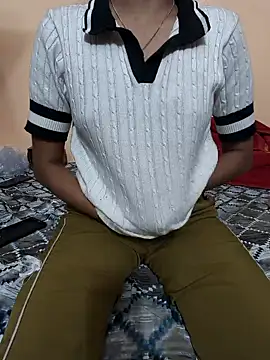 Glow Queen online show from March 2026 06:19:02 PM