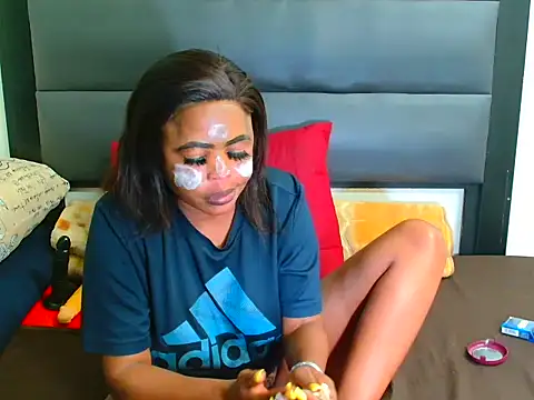 SpicyKittyxxx online show from April 2026 09:43:02 PM