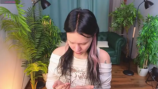 kittenlolla online show from March 2026 05:08:01 AM