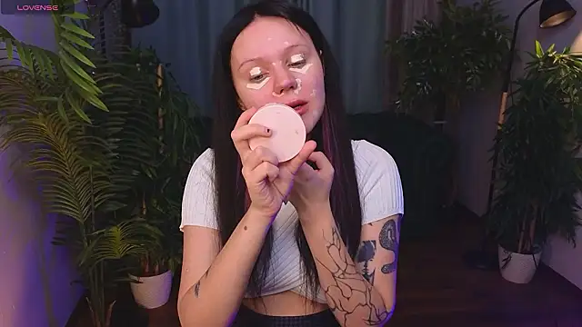 kittenlolla online show from March 2026 05:38:01 AM