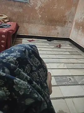 Snapshot of Tamillaxmi12 chatting on March 2026 01:11:01 AM Tamillaxmi12 online show from March 2026 01:11:01 AM