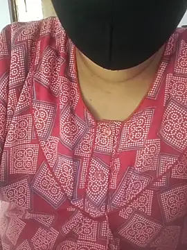 Snapshot of Tamillaxmi12 chatting on March 2026 12:28:02 PM Tamillaxmi12 online show from March 2026 12:28:02 PM