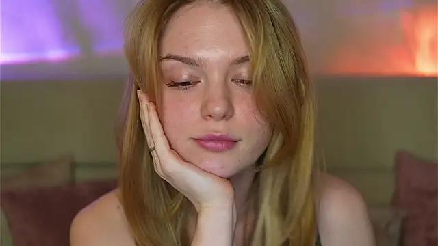 cyberl0ve  online show from March 2026 05:58:01 PM