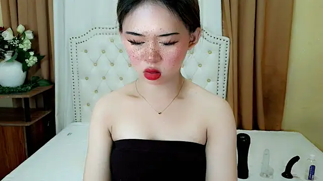 Seductive sophie online show from June 2026 02:42:01 AM
