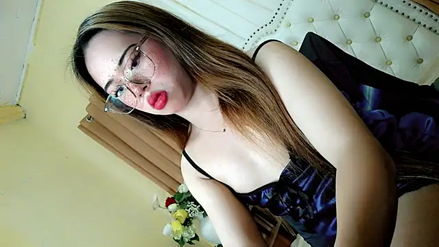 Seductive sophie online show from April 2026 01:34:01 AM