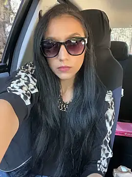 anamaria04 online show from April 2026 01:46:01 PM