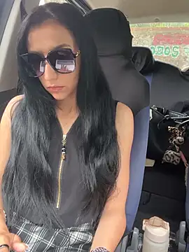 anamaria04 online show from April 2026 01:15:01 PM