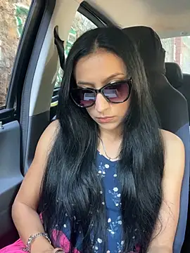 anamaria04 online show from April 2026 02:30:01 PM