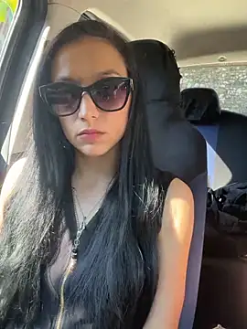 anamaria04 online show from April 2026 02:01:01 PM