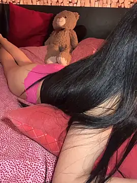 anamaria04 online show from March 2026 11:23:02 PM