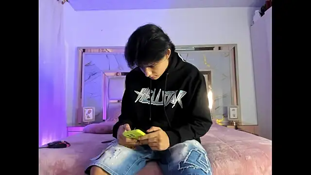 monky 0002 online show from March 2026 11:54:02 PM