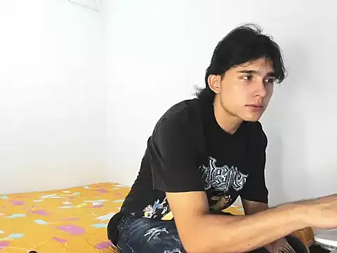 monky 0002 online show from May 2026 08:01:02 PM