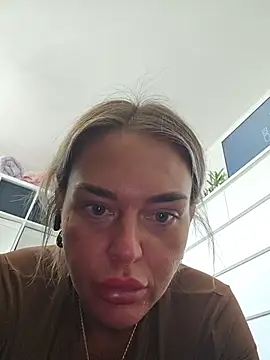 CarmenCapricorn online show from March 2026 01:18:01 PM