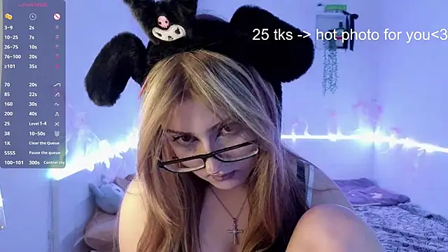 CucKuhta online show from May 2026 04:13:02 PM
