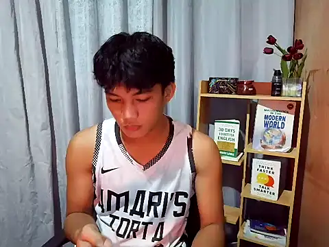 Snapshot of marksurelyhard chatting on May 2026 06:11:01 AM marksurelyhard online show from May 2026 06:11:01 AM