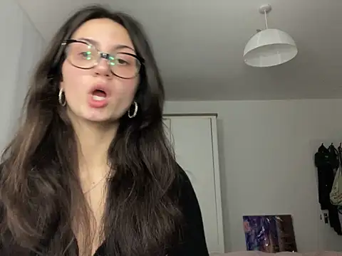 Ellamay06 online show from March 2026 09:16:02 PM