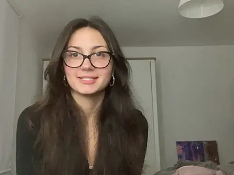 Ellamay06 online show from March 2026 10:02:02 PM