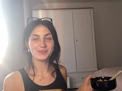 Ellamay06 online show from June 2026 05:13:01 PM