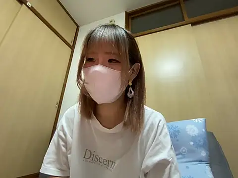 Snapshot of airi-ai0302 chatting on June 2026 05:14:01 PM airi-ai0302 online show from June 2026 05:14:01 PM