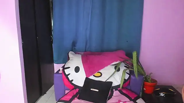 doll katiuska online show from June 2026 11:52:02 AM