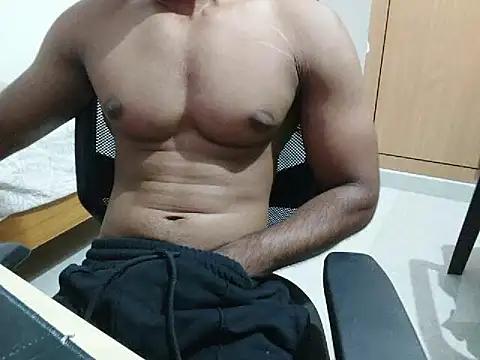 Snapshot of kratosTheHunk chatting on May 2026 07:17:01 PM kratosTheHunk online show from May 2026 07:17:01 PM