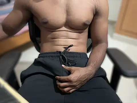 Snapshot of kratosTheHunk chatting on June 2026 11:33:02 AM kratosTheHunk online show from June 2026 11:33:02 AM