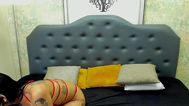 Steissy cossio online show from March 2026 01:17:02 AM