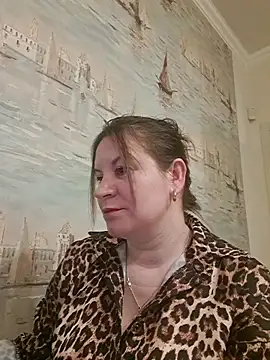 LaraHarper online show from April 2026 09:32:01 PM