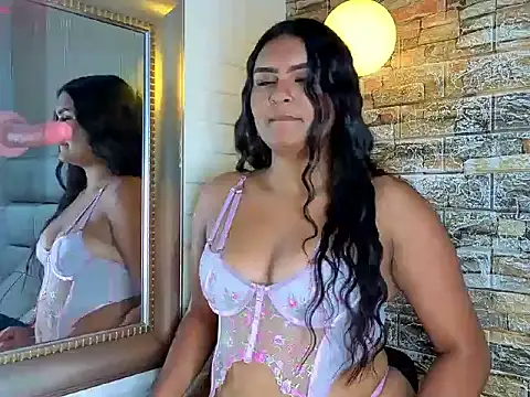 Snapshot of amarahanks11 chatting on March 2026 10:54:02 PM amarahanks11 online show from March 2026 10:54:02 PM