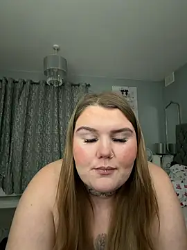 BeeMay22 online show from March 2026 10:50:01 PM