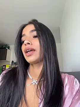 Bella Smithe online show from March 2026 03:56:02 PM