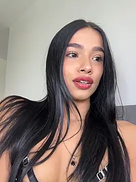 Bella Smithe online show from May 2026 04:03:01 PM