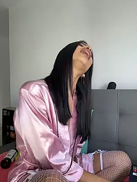 Bella Smithe online show from March 2026 02:01:01 PM