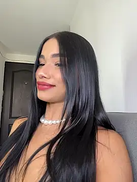 Bella Smithe online show from July 2026 04:26:02 PM