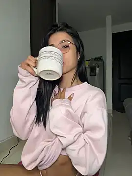 Bella Smithe online show from March 2026 12:41:02 PM