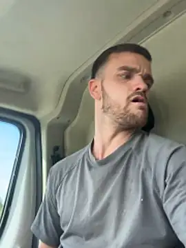 ukhungstud26 online show from May 2026 10:54:01 AM