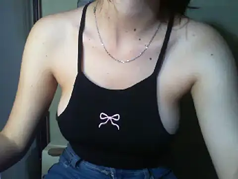 lolit cat online show from April 2026 10:16:02 PM