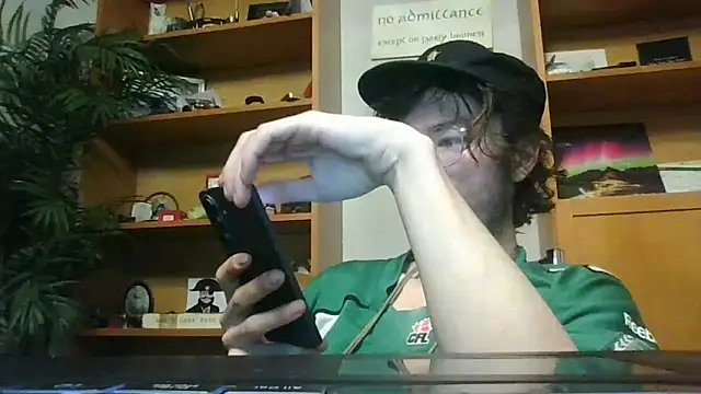 KinkyKittyBoy online show from April 2026 04:30:02 AM