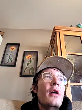 Snapshot of KinkyKittyBoy chatting on April 2026 10:10:02 PM KinkyKittyBoy online show from April 2026 10:10:02 PM