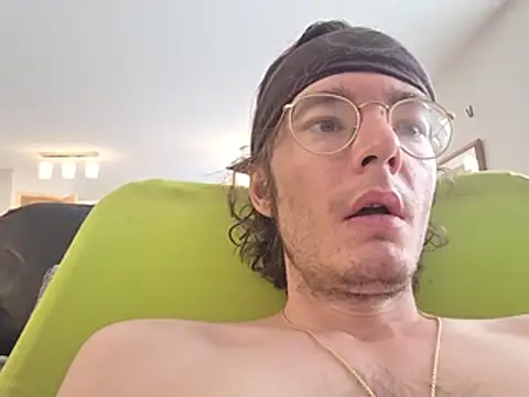 Snapshot of KinkyKittyBoy chatting on May 2026 10:59:01 PM KinkyKittyBoy online show from May 2026 10:59:01 PM