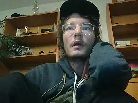 KinkyKittyBoy online show from April 2026 03:35:01 AM