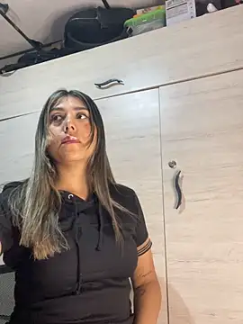 stefanyqueen69 online show from May 2026 07:50:02 PM