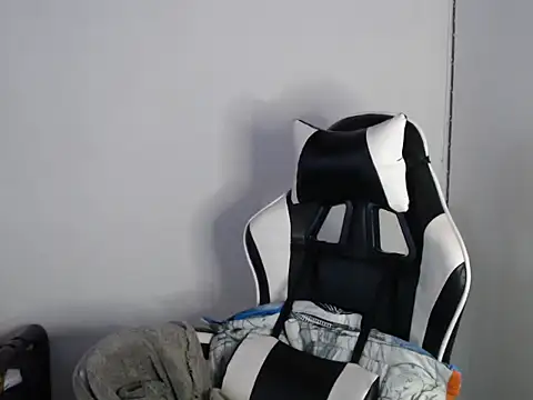 KathLovee online show from June 2026 12:47:02 PM