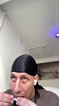 TitanNoir online show from April 2026 12:07:02 PM