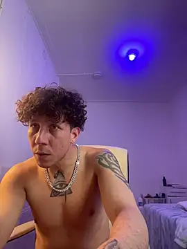 TitanNoir online show from March 2026 09:06:01 AM