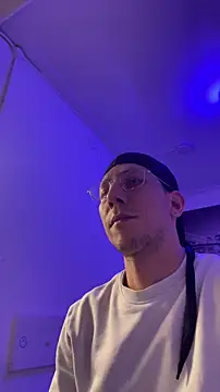 TitanNoir online show from April 2026 10:24:02 PM