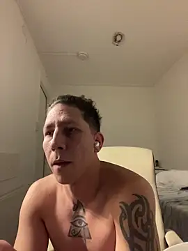 TitanNoir online show from April 2026 04:08:02 AM